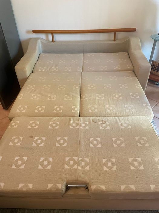 Sofá Cama três lugares