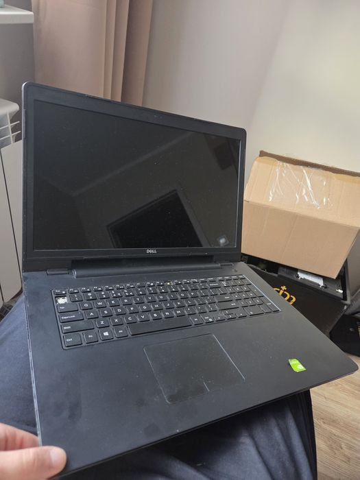 Dell 5749. 17.3 cala .Intel i7 5gen. NVIDIA 840m