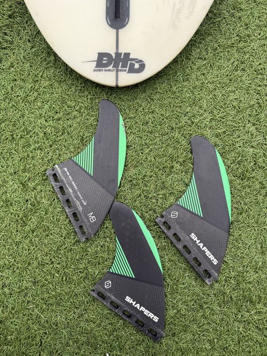 Prancha DHD 6’0 / quilhas carbono - pronta a surfar
