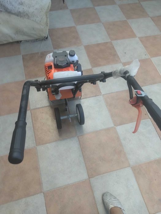 Motoenxada NOVA a gasolina 43cc para horta jardim agricultura solo e cultivo TEKMAQUINAS