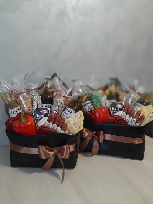 Їстівні букети. М'ясні букети. Букети з ковбасок. Чоловічий букет