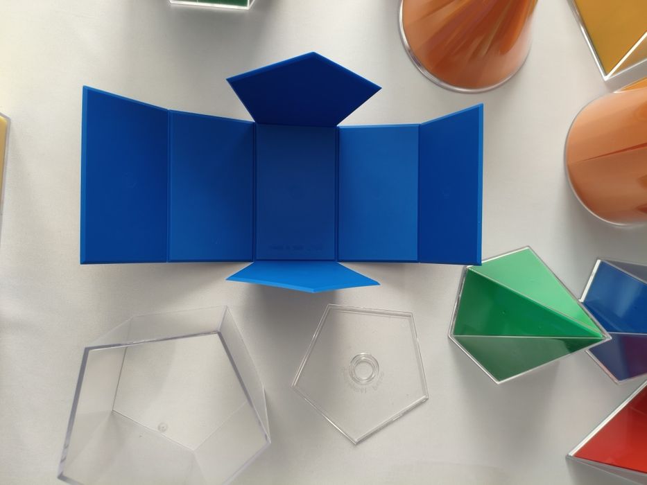 Składane bryły geometryczne 2D/3D