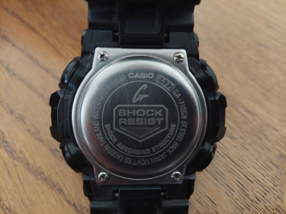 Zegarek Casio G-Shock GA-710GB-1AER