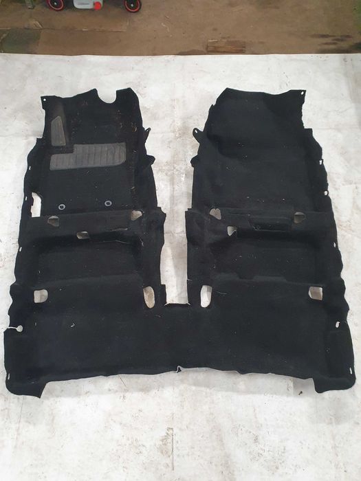 Toyota Auris II kombi lift dywan podłoga wykładzina półka bagażnika