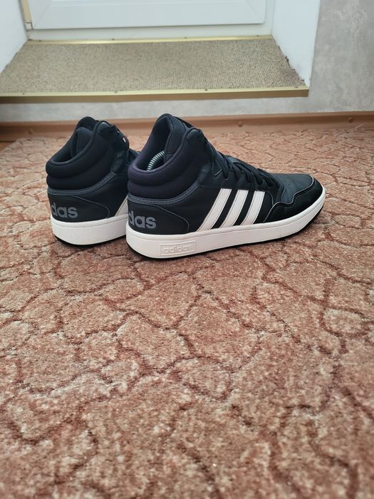 Оригинальные мужские кроссовки Adidas Hoops