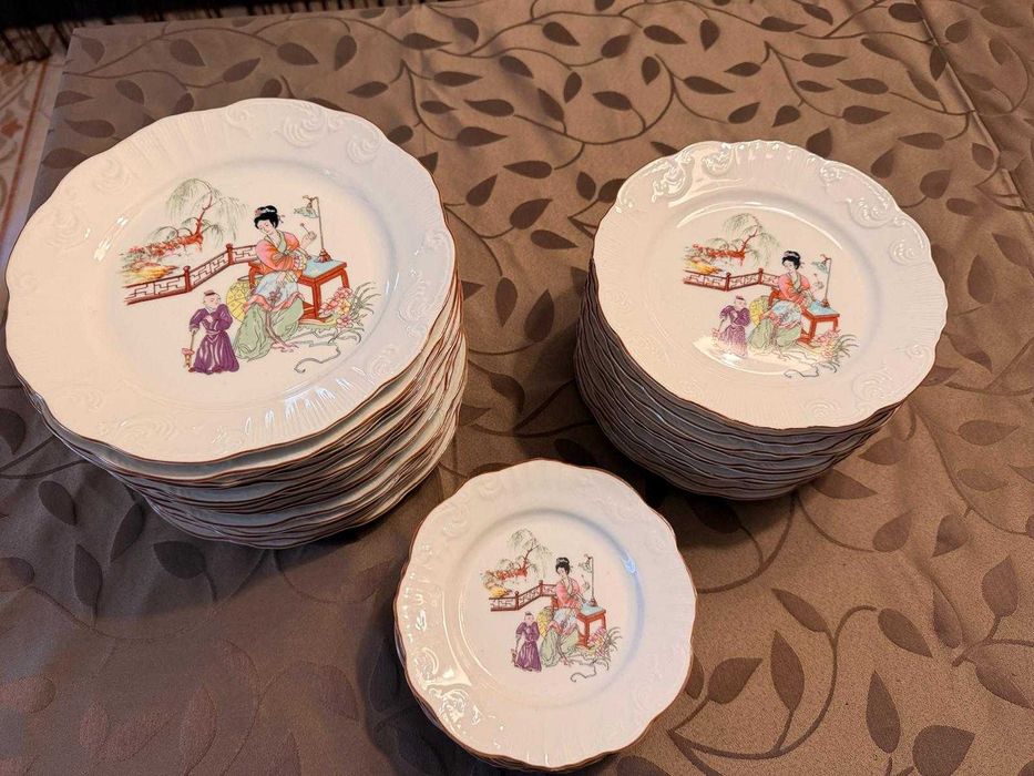 Conjunto de 36 pratos Vista Alegre