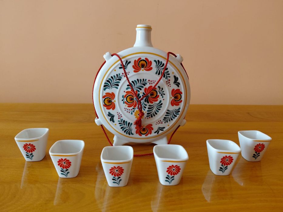 Buklak/karafka z 6 kieliszkami