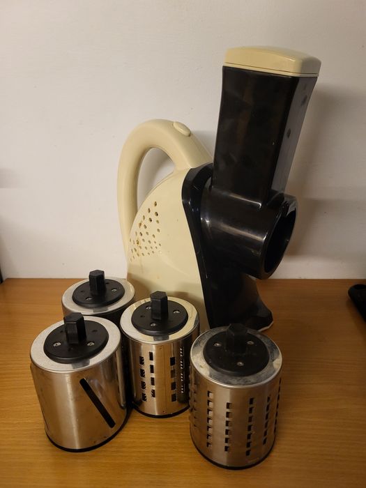 Szatkownica do warzyw 4 tarki maszynka