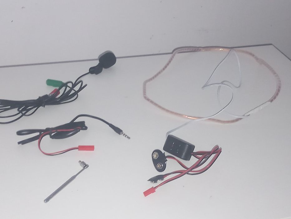 Fone espiao pingooculto