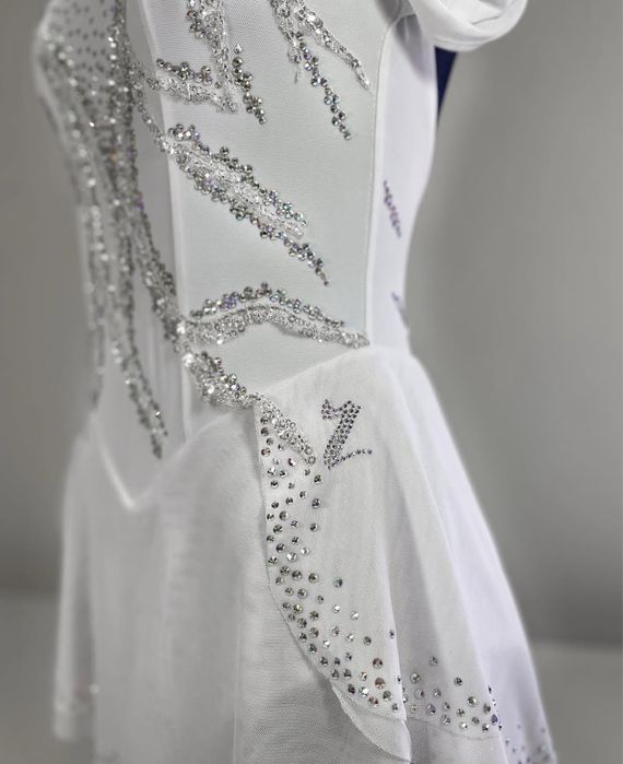 Fato de patinagem artistica