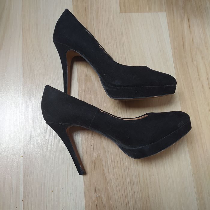 buty rozmiar 37 firmy H&M szpilki   kolor czarny