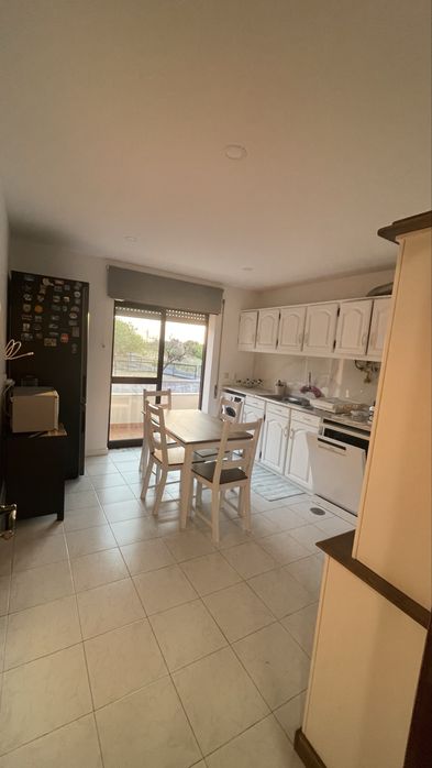 Apartamento T2 - São Martinho do Bispo