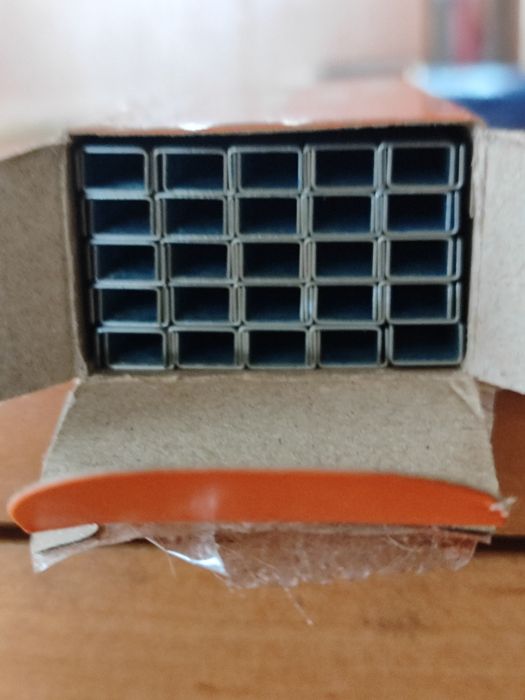 Скоби для степлера 7х4мм 10000шт