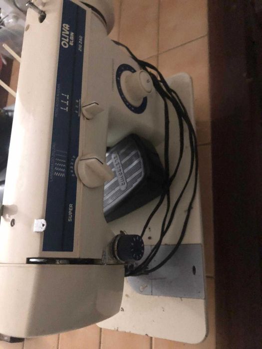 Máquina de Costura Oliva Elgin – Mecânica