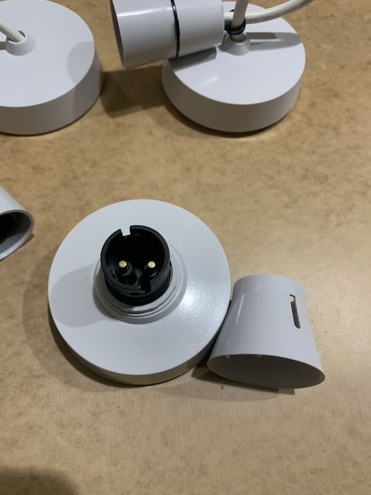 Потолочные подвесные светильники и ламподеожатели