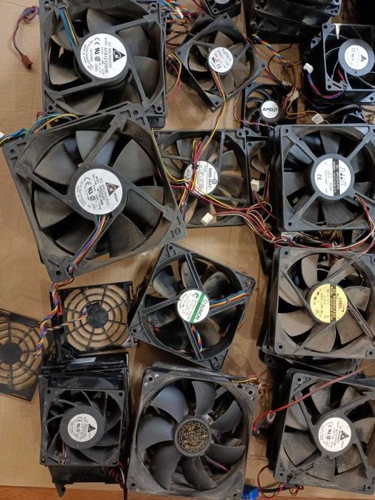 Кулер 12В 40 50 60 70 80 92 120 мм 12V  2-3-4 pin потужний серверний Delta AVC вентилятор