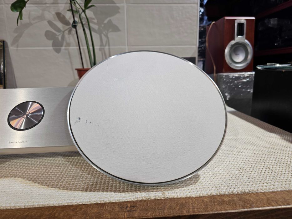 Акустическая система Bang&Olufsen BeoSound 8