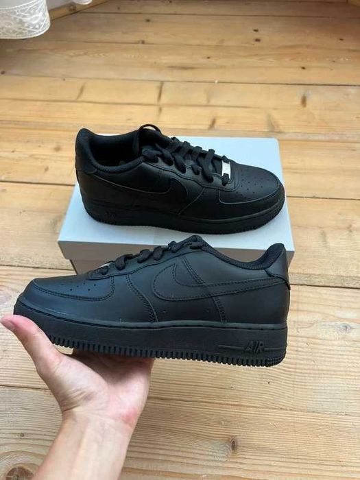 Air Force 1, czarne
