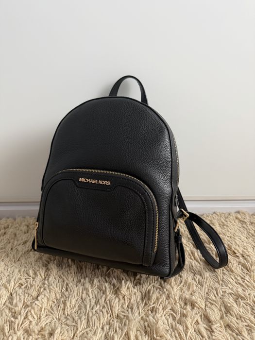 Жіночий рюкзак MICHAEL KORS Jaycee Medium Pebbled Leather чорний