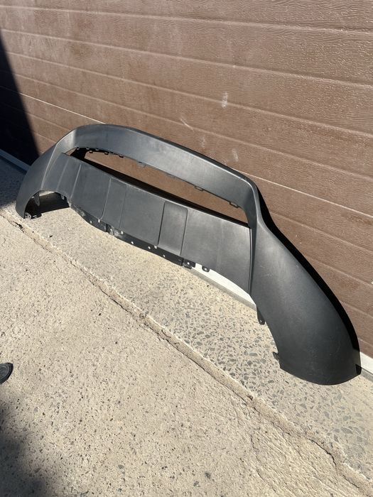 накладка бампера верхняя Mazda CX30 DGH9507E1 2019
