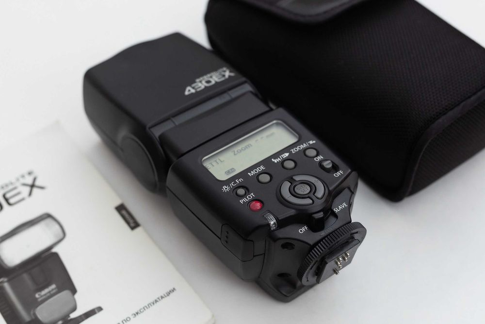 Спалах Canon 430EX в гарному стані