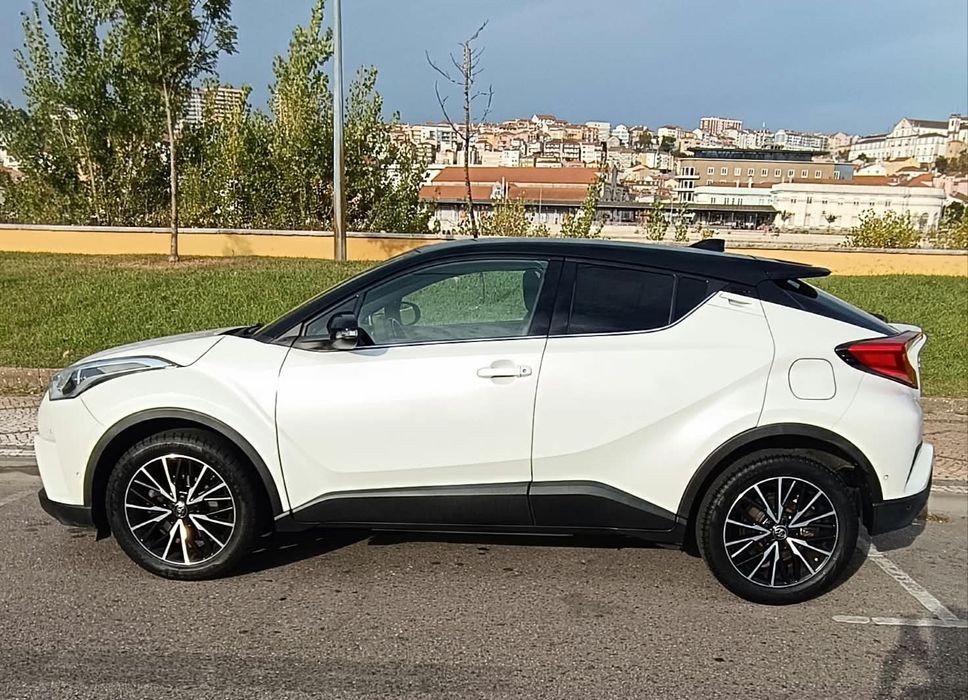 Vendo Toyota C-HR