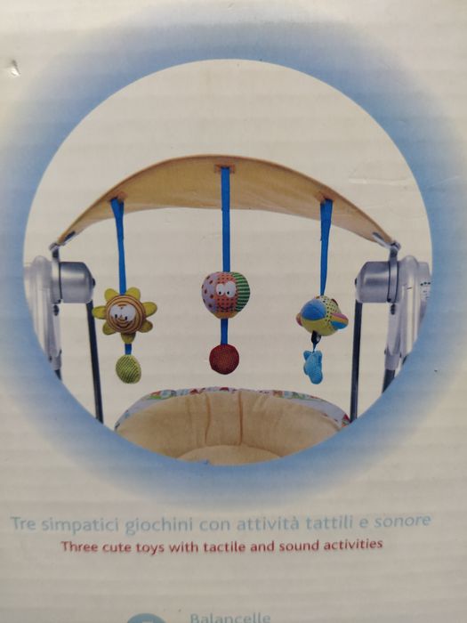 Vendo cadeira Chicco de baloiço eléctrica pouco uso  nova na caixa.