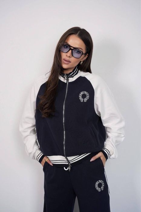 Костюм жіночий бренд !