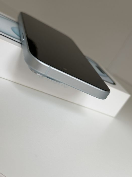Iphone 15 128GB niebieski
