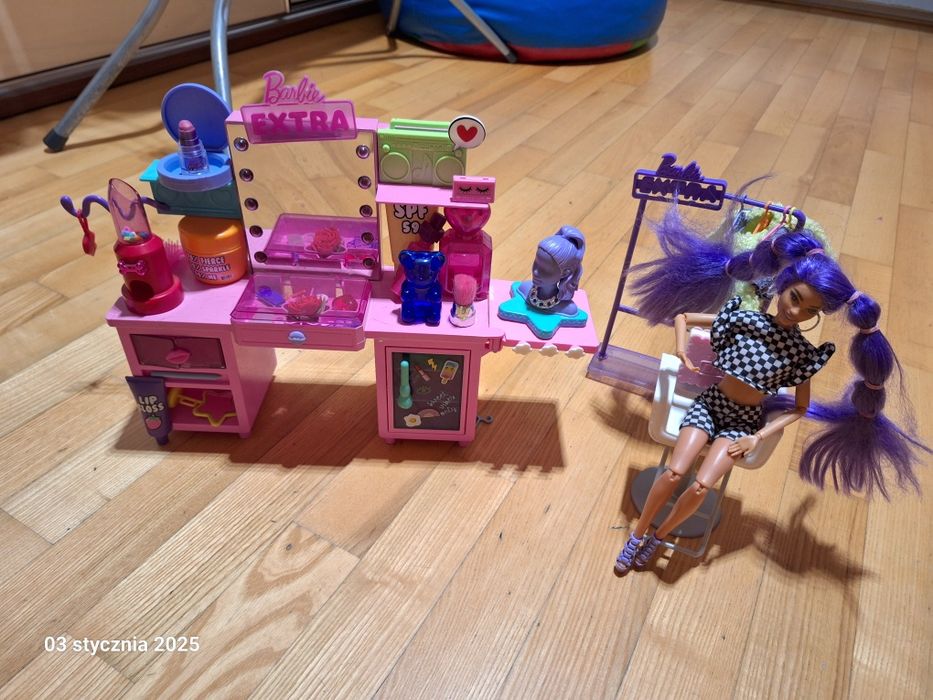 Zestaw toaletka barbie, 100 zl