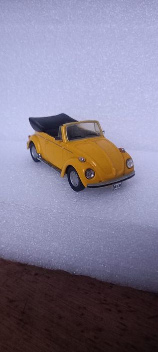 Volkswagen beetle  escala 1:43