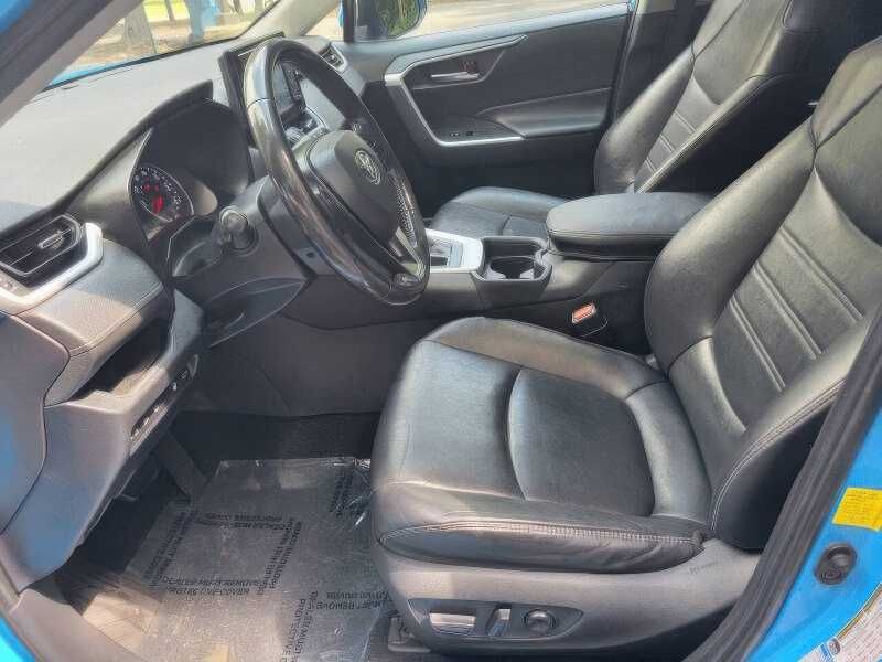 2019 Toyota RAV4 XLE Premium