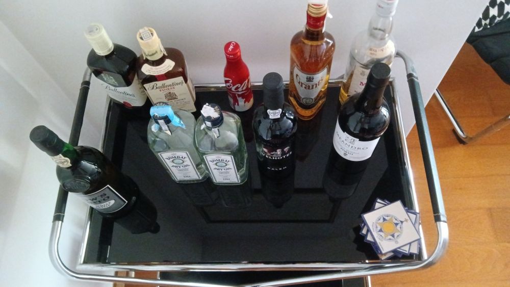 Carrinho Bar para sala ou escritório