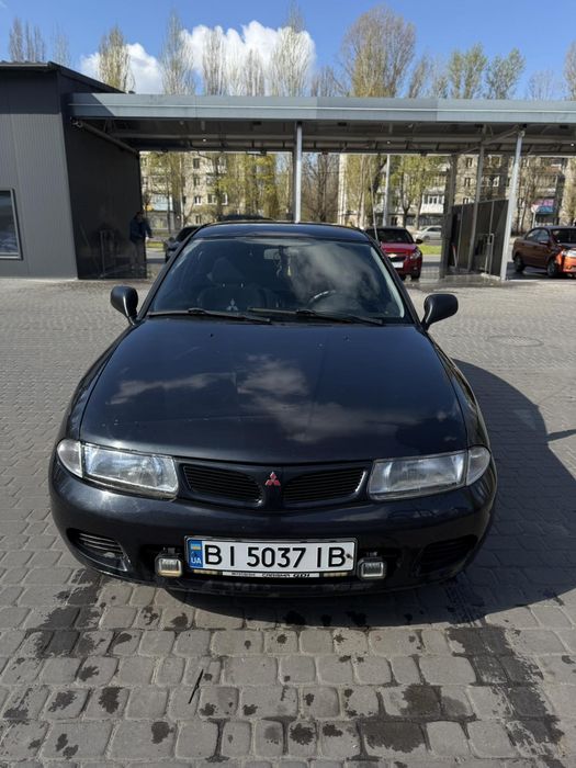 Mitsubishi carisma