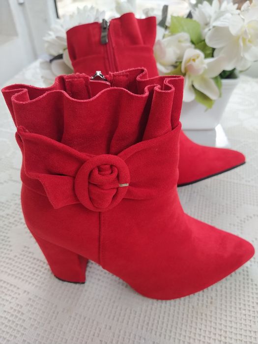 Botas / botins vermelhos originais e elegantes - Kamosa - Tamanho 37