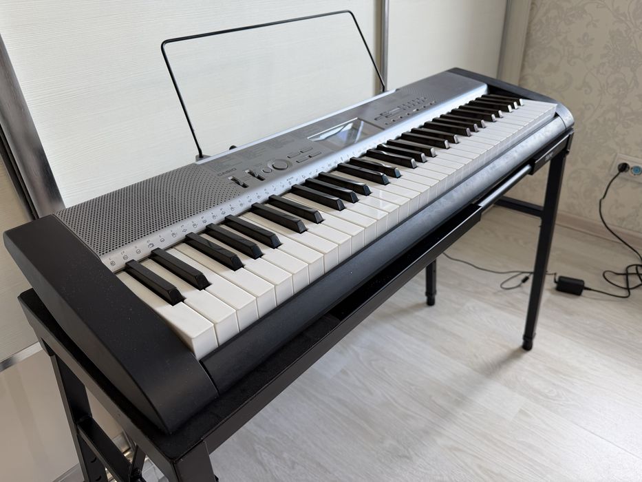 Синтезатор Casio LK-120 !!! Крута модель! Пианино