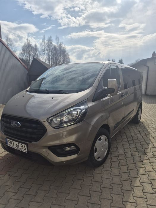 Ford Custom Long automat 9 osobowy Renault Trafic manual 2.0 Long