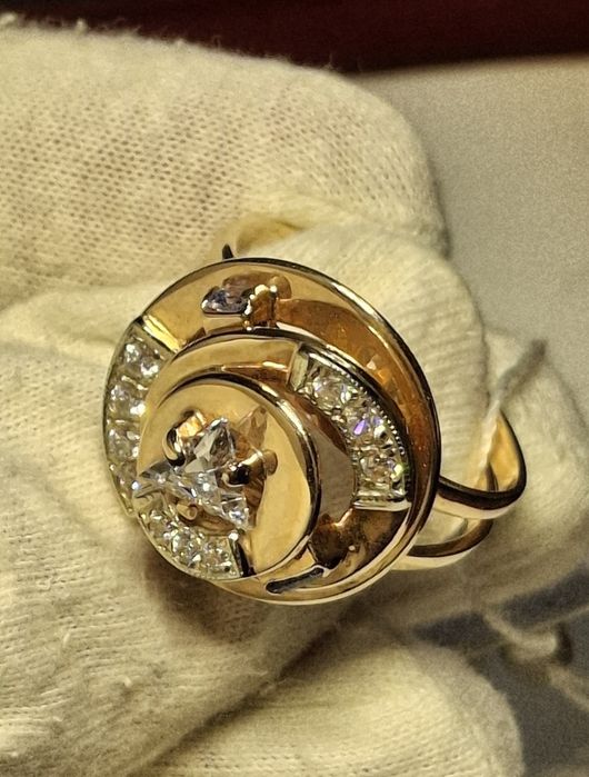 Кольцо  ,  каблучка