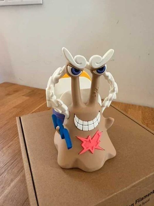 Den Den Mushi Luffy Gear 5 - suporte para comandos - Universal