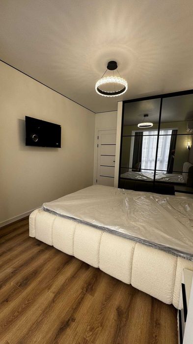 велика 1.5кім в центрі, жк Княгинин