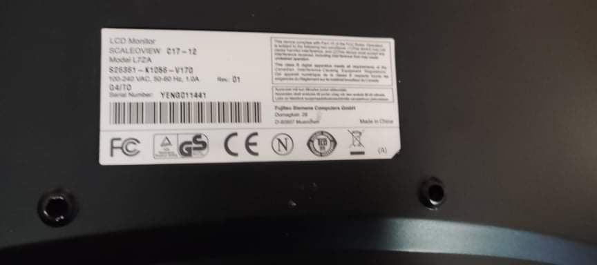 Monitor Fujitsu 17"