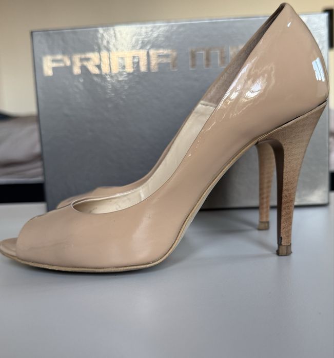 Buty czółenka beżowe lakierowane PRIMA MODA, 36