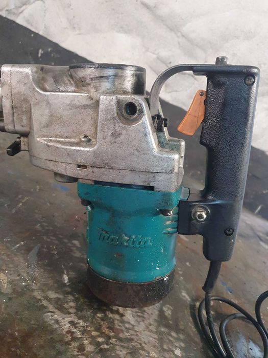 Martelo eletrico Makita