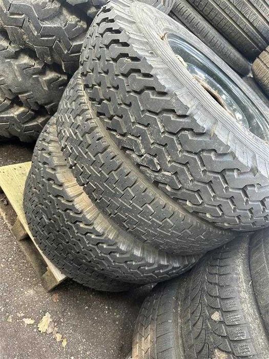 Land Rover jantes ferro e Pneus 235x85x16 - 25% Desconto