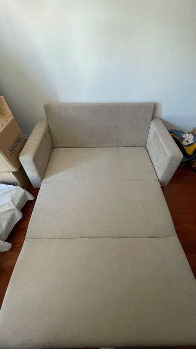 Sofá cama de casal bege