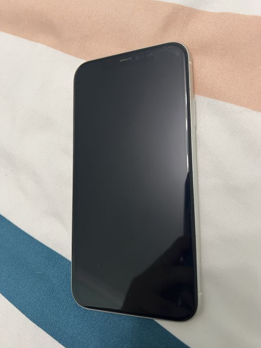 Iphone 11- 64GB- Desbloqueado