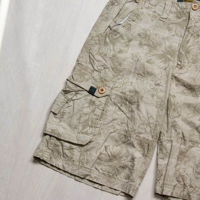 G-star Raw shorty cargo 30us/S w kwiaty