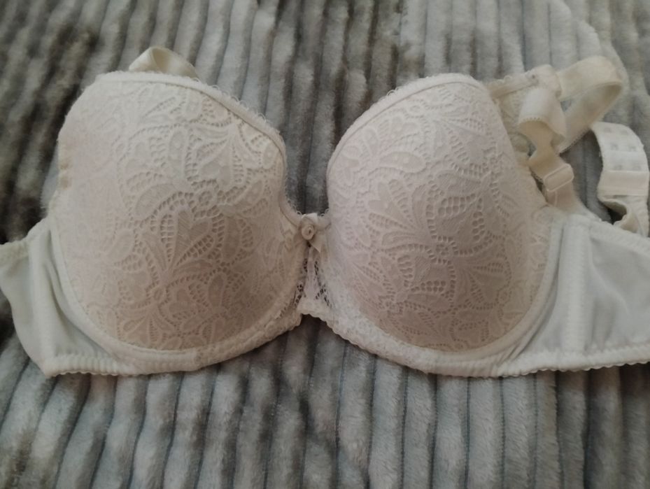 Venus ліфчік 85д