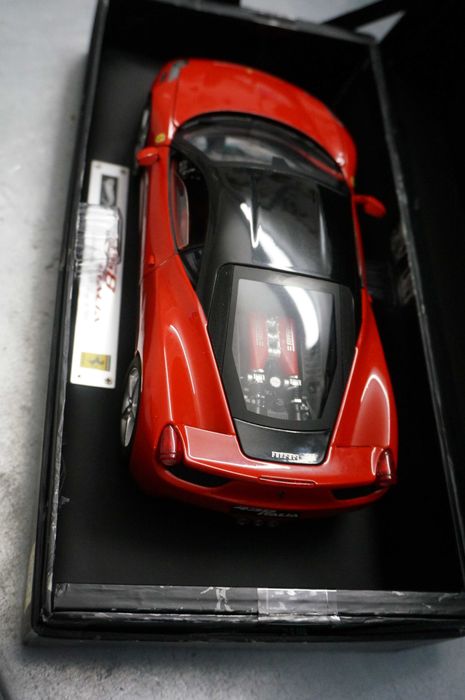 1/18 ホットウィール フェラーリ458イタリア アロンソモデル限定