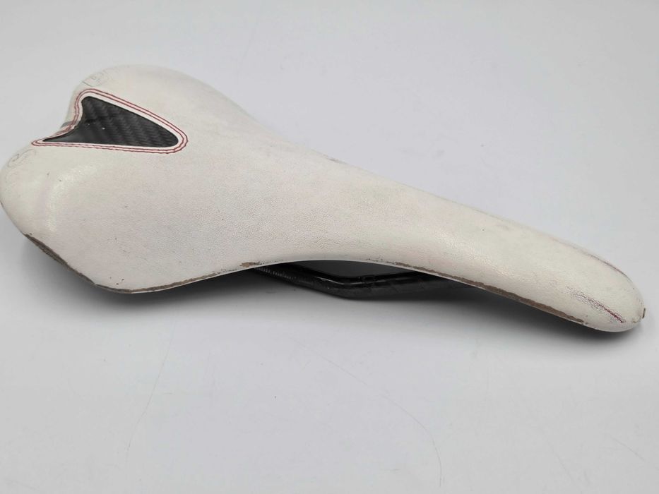 Siodełko Selle Italia SLR carbonio 132mm / 140g